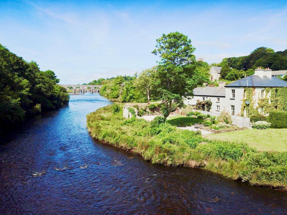 Riverside House Нюпорт Екстериор снимка